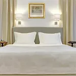 拉蓝雅斯旅馆 4*