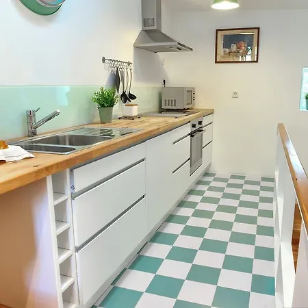 Casa Laranjas 3*